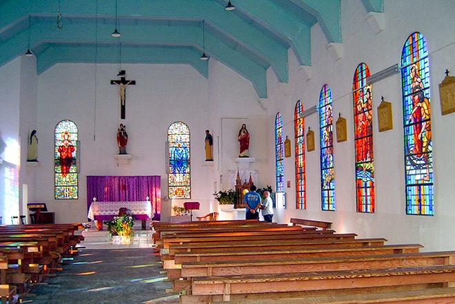 Intérieur de l'église Saint-Augustin de Reao