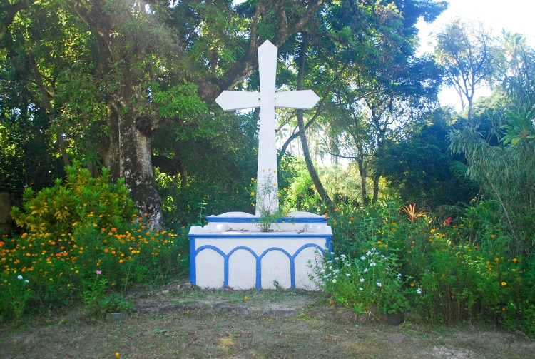 Croix de Akamanu, Gambier