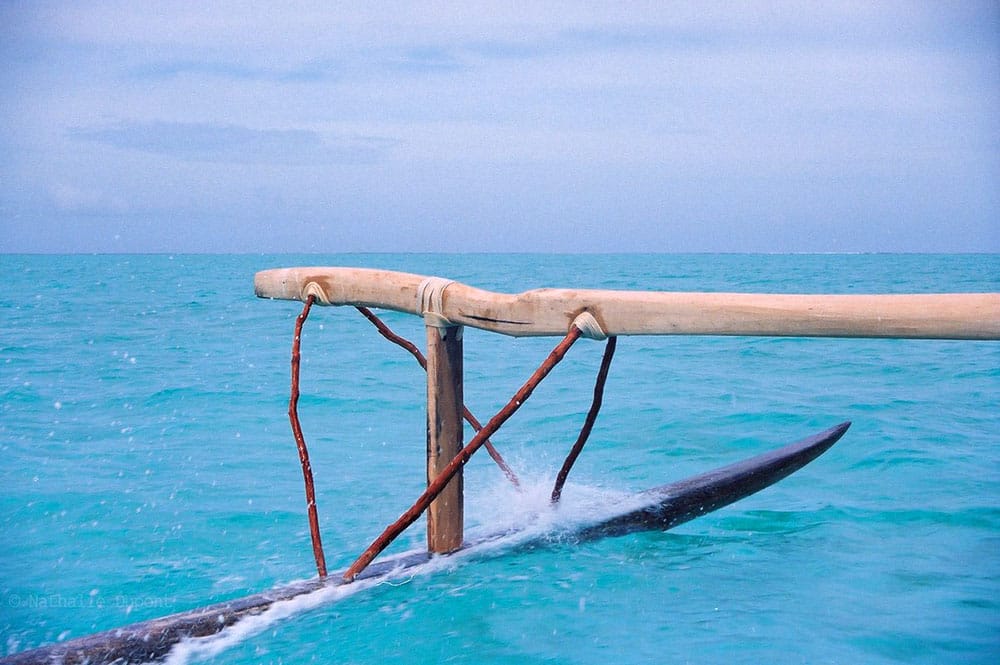 Tautu à la poursuite de sa pirogue perdue. Bora Bora. Photo Nathalie Dupont