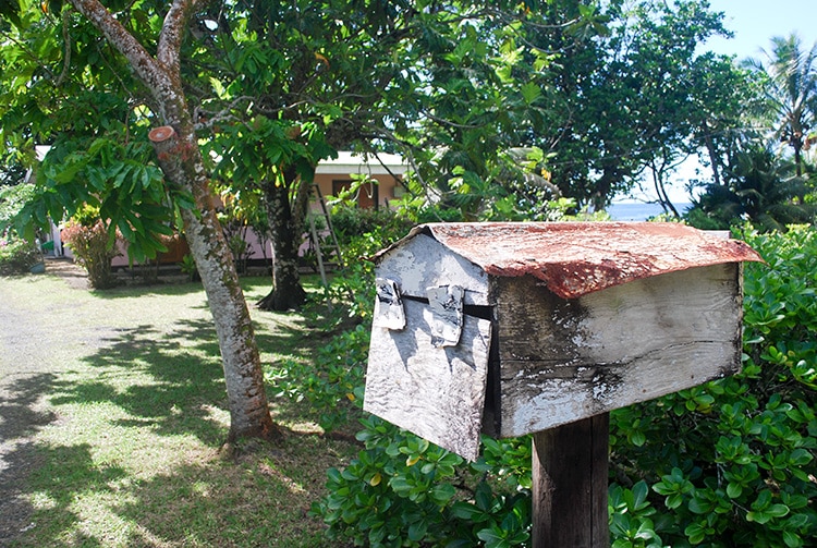 Boite aux lettres à Tiarei, Tahiti © Tahiti Heritage