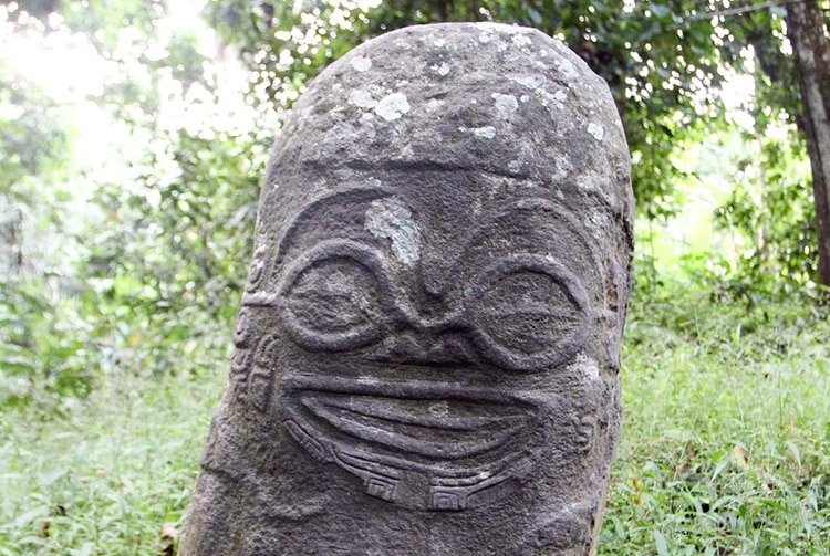 Tiki souriant d'Utukua, Hiva Oa