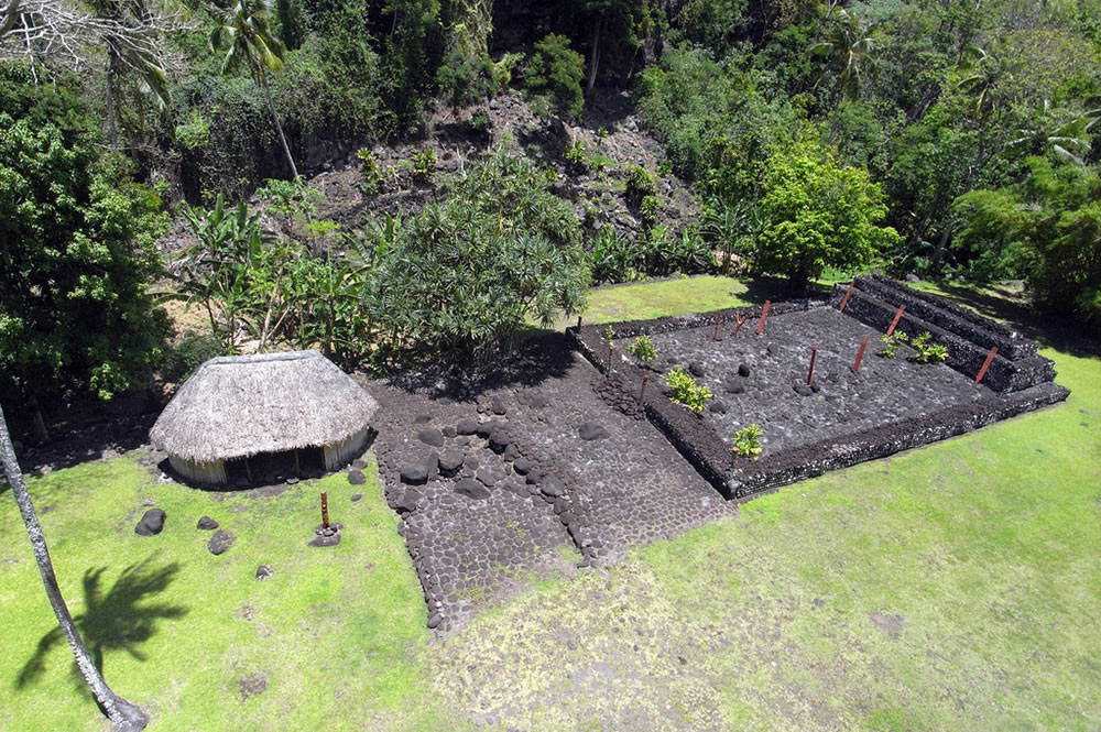 Marae Arahurahu de Paea. Photo Pierre Lesage