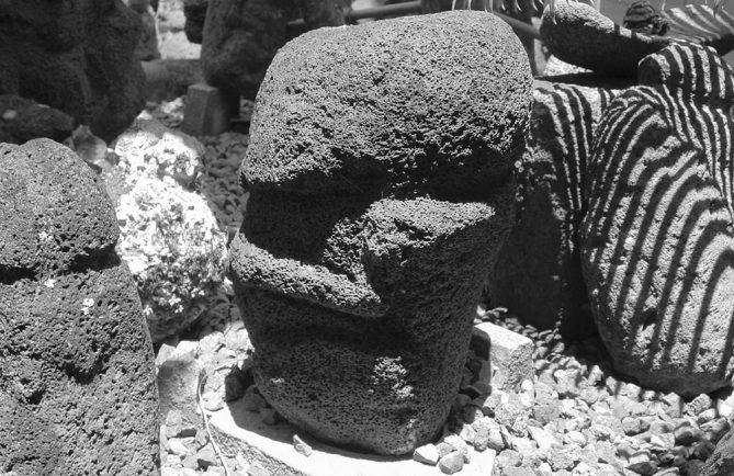 Tiki de Makatea © Tahiti Heritage