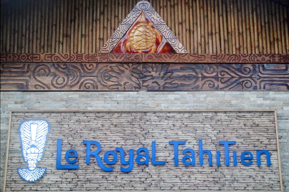 Fronton du Royal Tahitien à Pirae