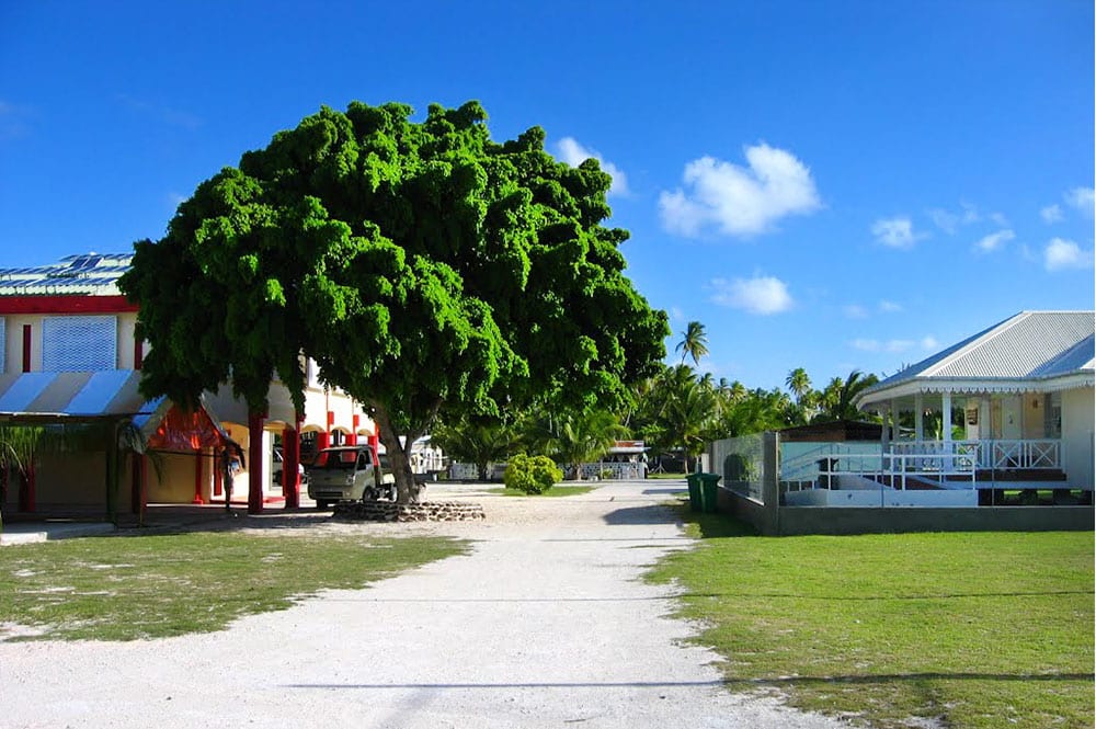 Abri anti cyclonique et Mairie de Puka Puka 