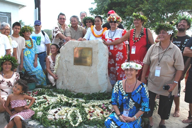 Stèle de Pierre Sham Koua - Uturoa