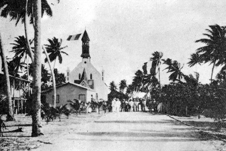 La chapelle de l'église de Jésus Christ des Saints des derniers jours de Takaroa en 1918