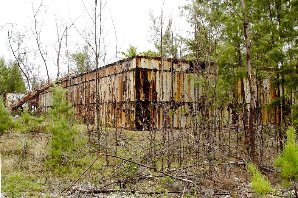 Ancien blockhaus du CEP à Tureia. Photo Mermoz