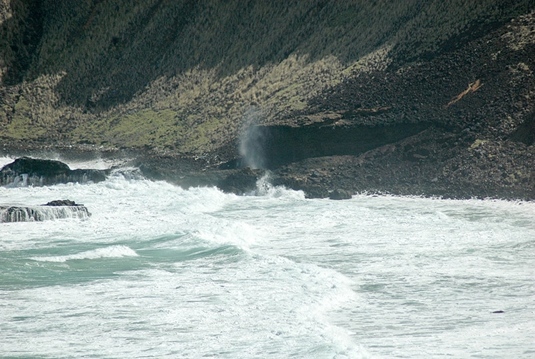 Trou du souffleur de Manihinatahuna à Ua Huka