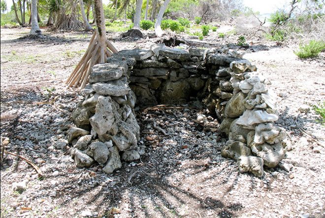 Ancien four à rori de Fakarava. Photo Miri Tatarata