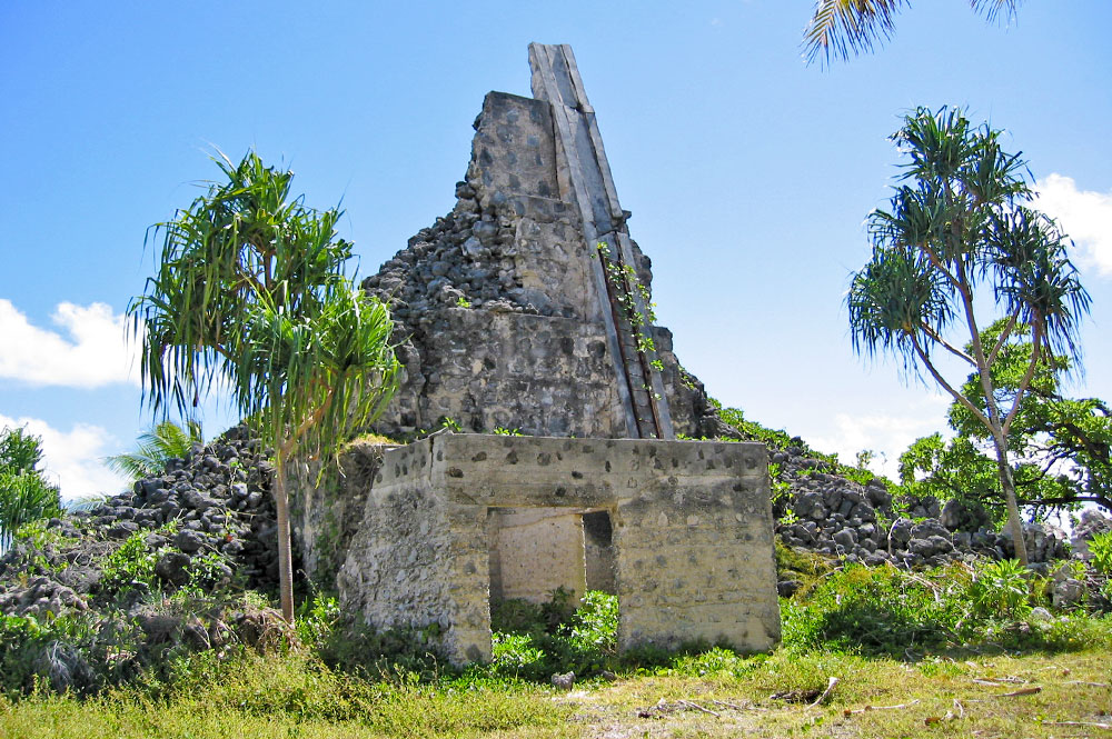 Phare de Tagaroaromatahara à Kauehi © Tahiti Heritage