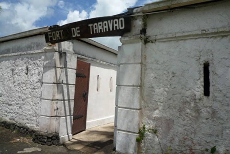 Entrée du Fort de Taravao, Taiarapu Est