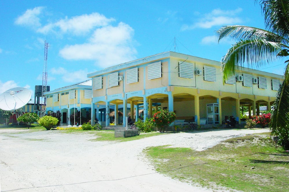 mairie et centre anti cyclonique de Anaa 