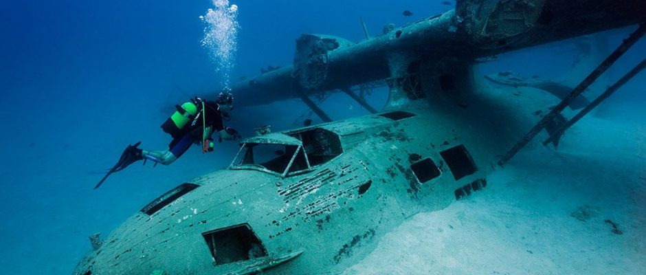 Epave du Catalina à Faa'a. Photo Sylvain Girardot