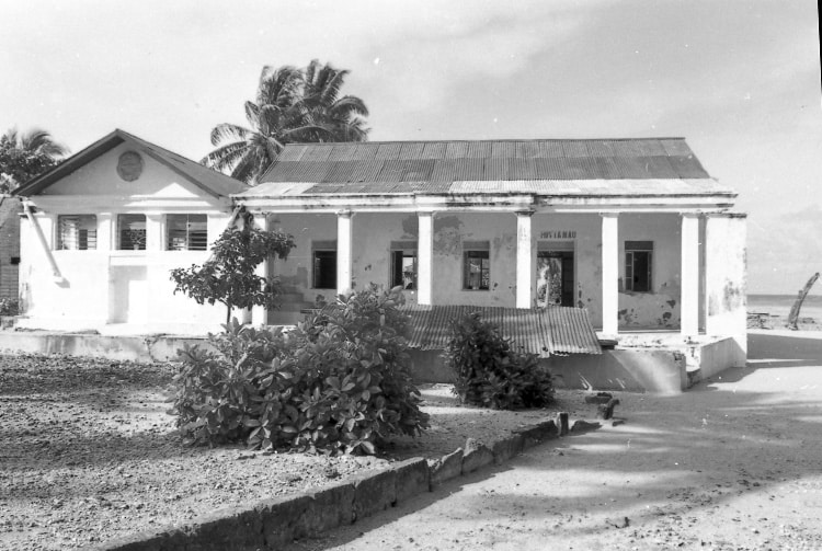 Maison communale de Katiu en 1967