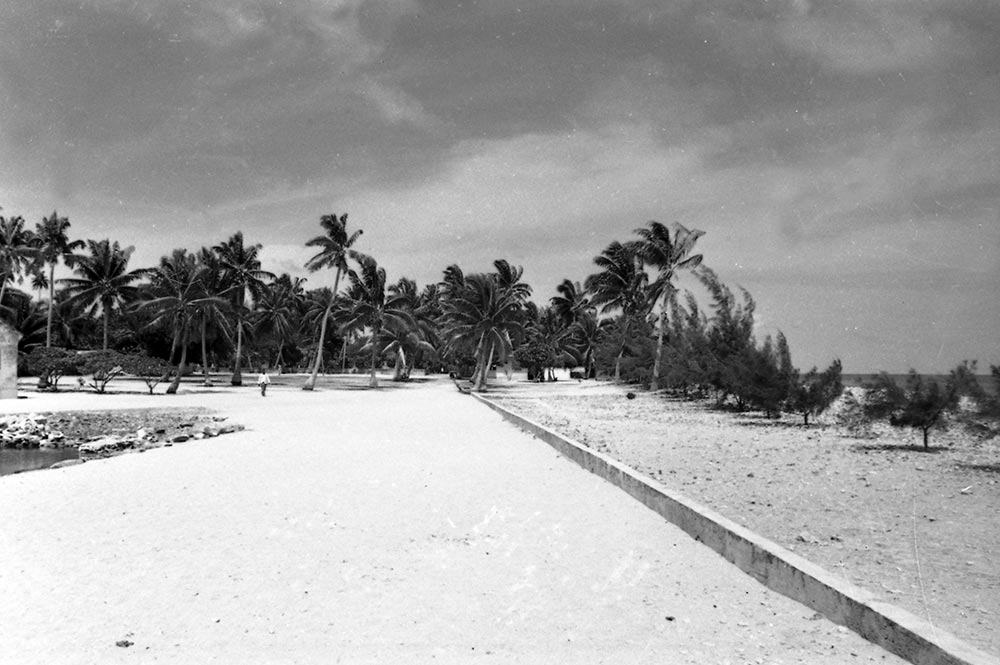 Le village de Tearavero à Kauehi en 1967