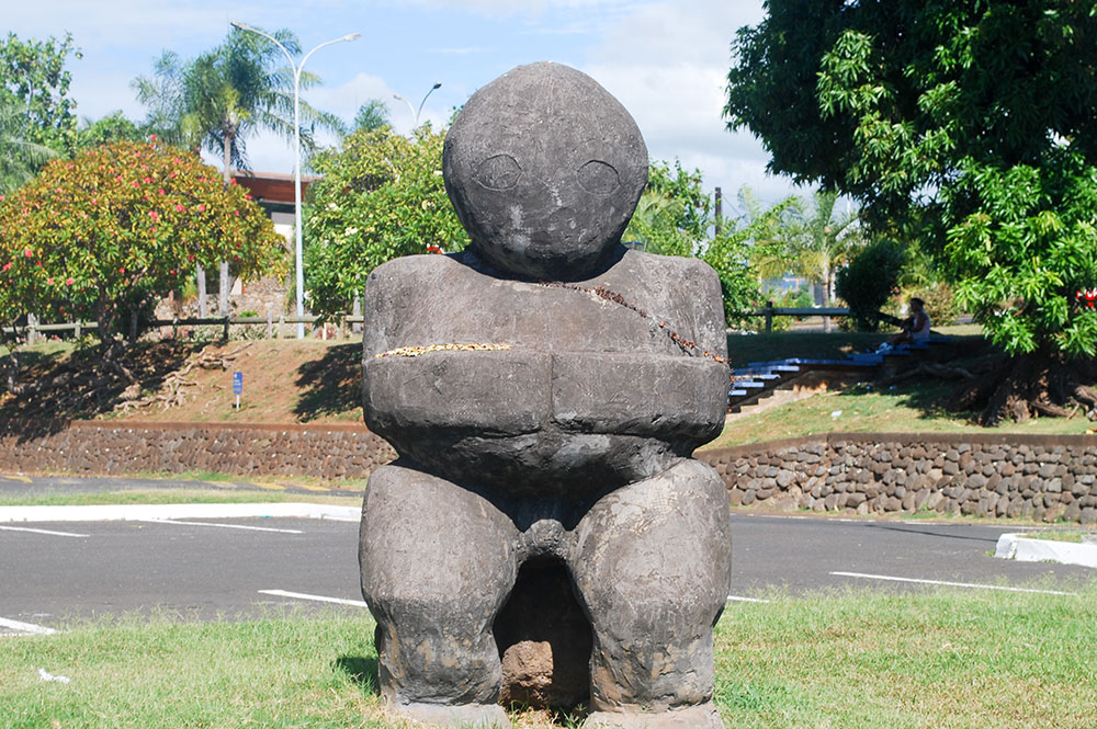 Tiki Babar de l'aéroport de Tahiti Faa'a © Tahiti Heritage