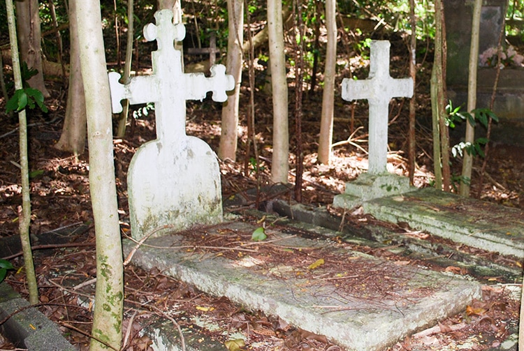 Ancien cimetière des lépreux d'Orofara, Mahina © Tahiti Heritage