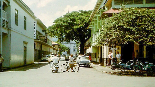 Rue Jeanne d'Arc à Papeete en 1965