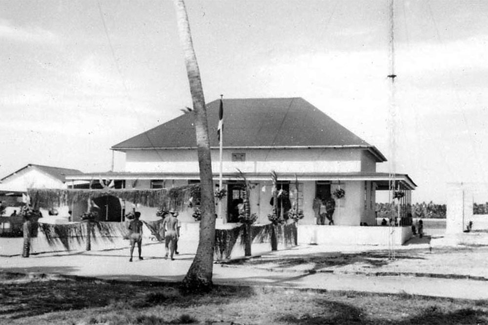 La mairie de Kauehi en 1967