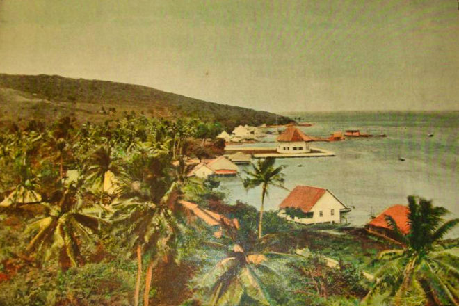 Village de Vaitoare à Tahaa au siècle dernier.