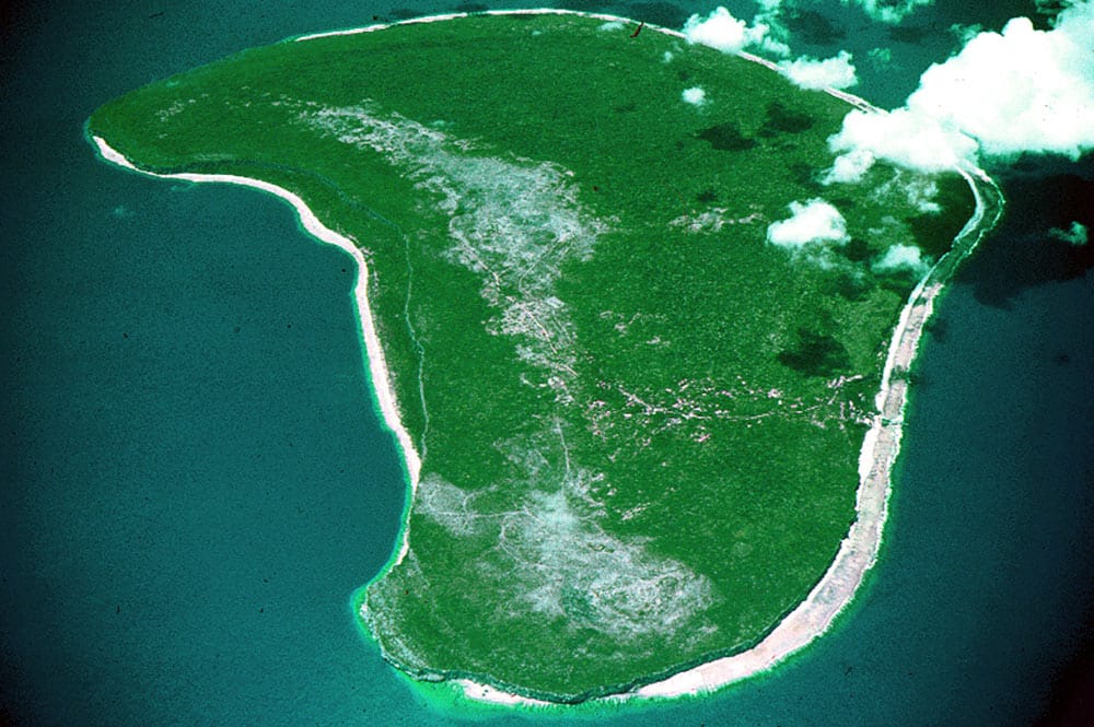 Atoll surélevé de Makatea vu d'avion