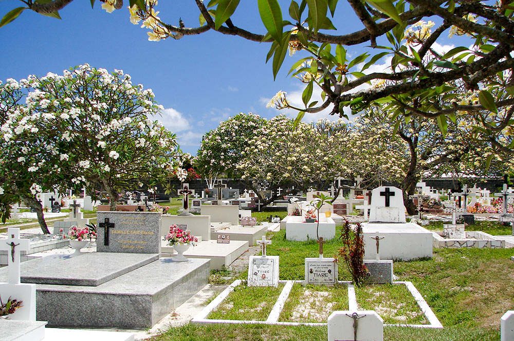 Cimetière de Arue, Tahiti. © Tahiti Heritage