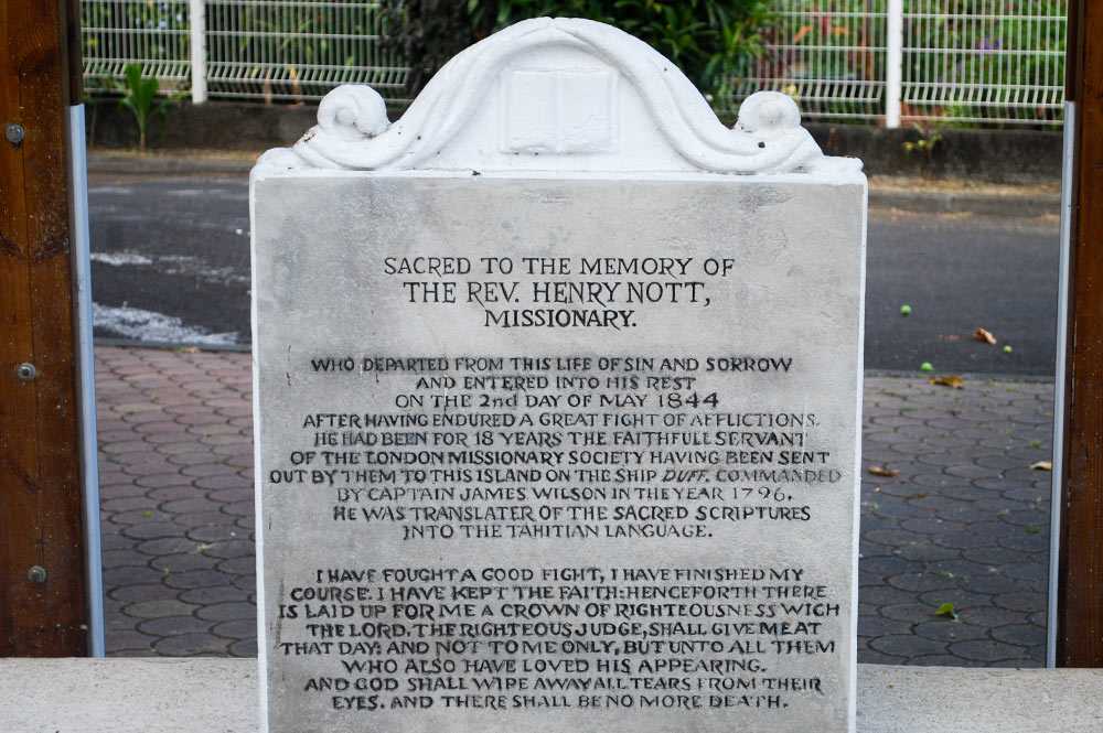 Tombe du pasteur Henri Nott à Arue, Tahiti