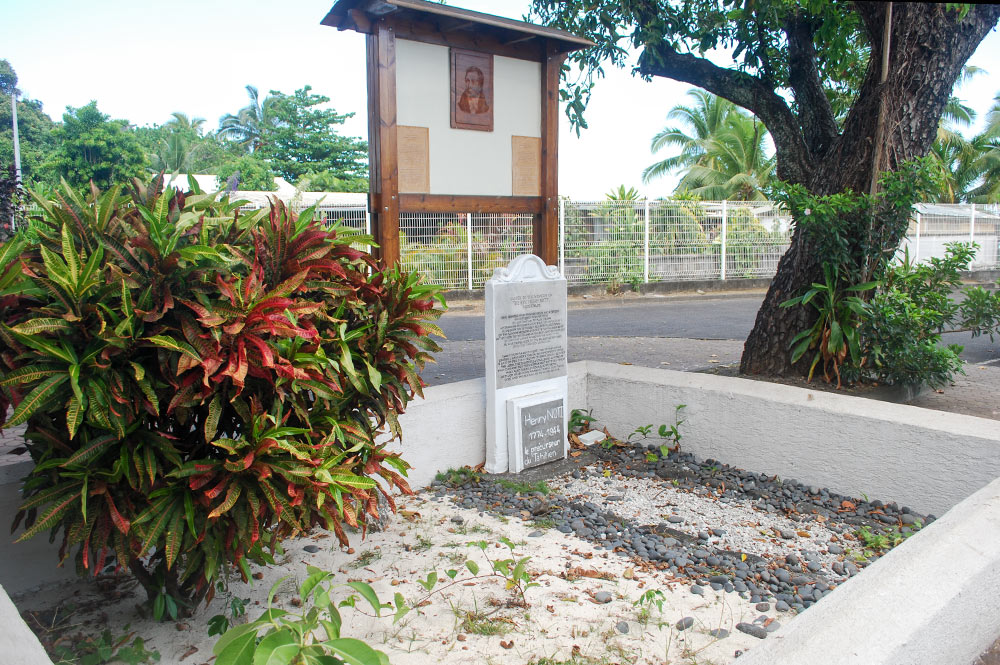 Tombe du pasteur Henri Nott à Arue, Tahiti