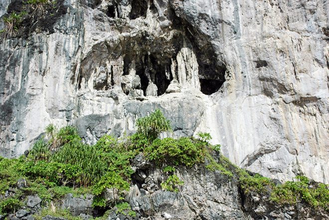 Grotte de la princesse espagnole à Makatea.