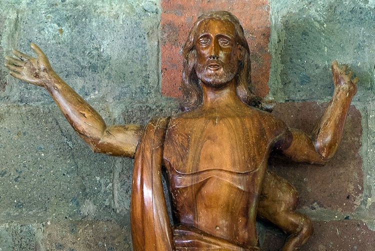 Statue du Christ, église de Taipivai, Nuku Hiva