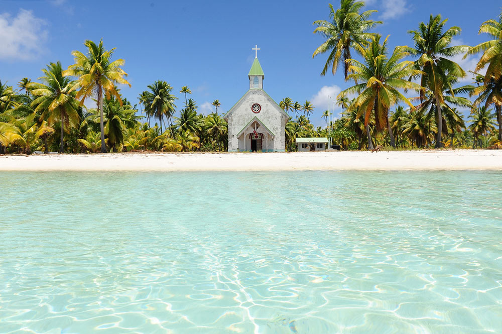 Eglise de Tematahoa, à Anaa. Photo Luca Gargano