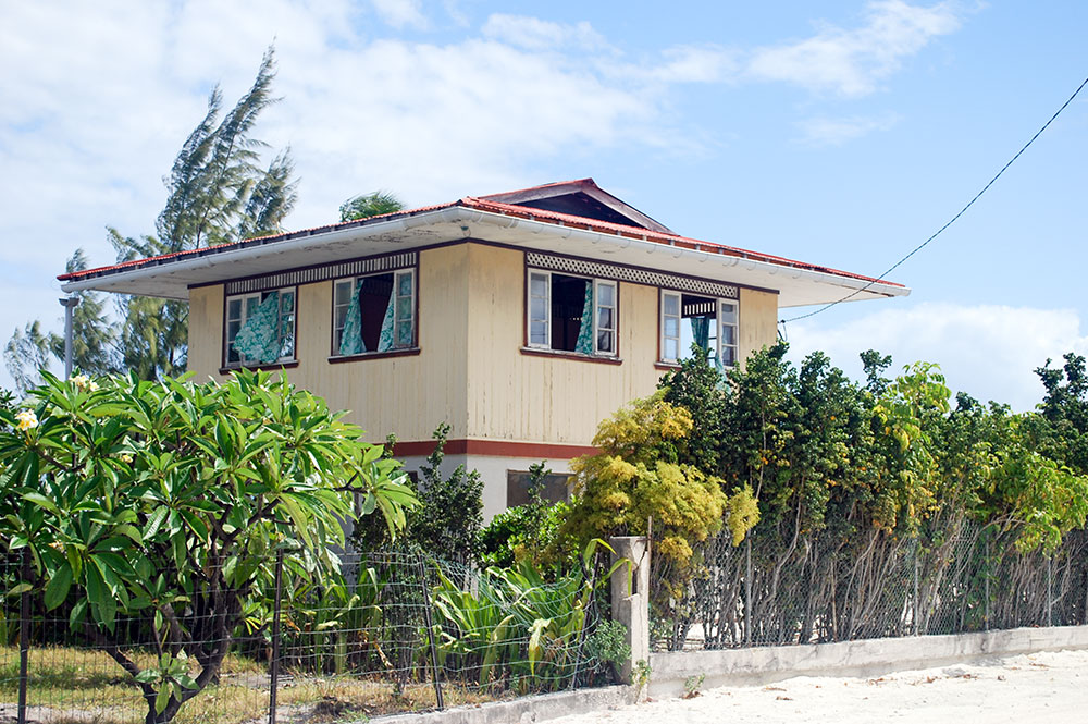 Maison Estall du village de Taena à Fangatau