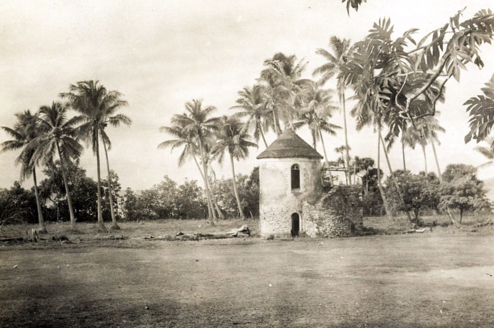 Tour du roi à Rikitea, île de Mangareva en 1934. Mangarevan expedition