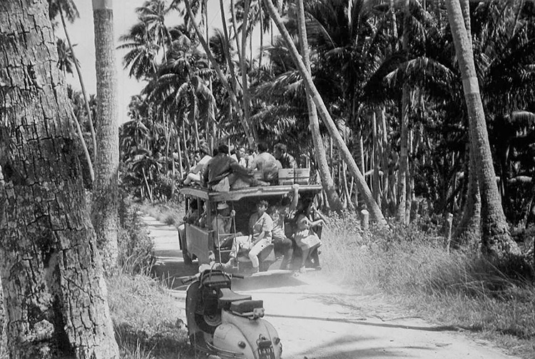 Truck à Moorea en 1965