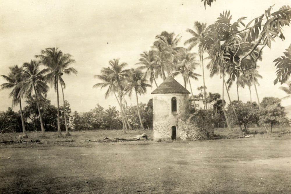 Tour du roi de Rikitea, en 1934. Photo Mangarevan expedition