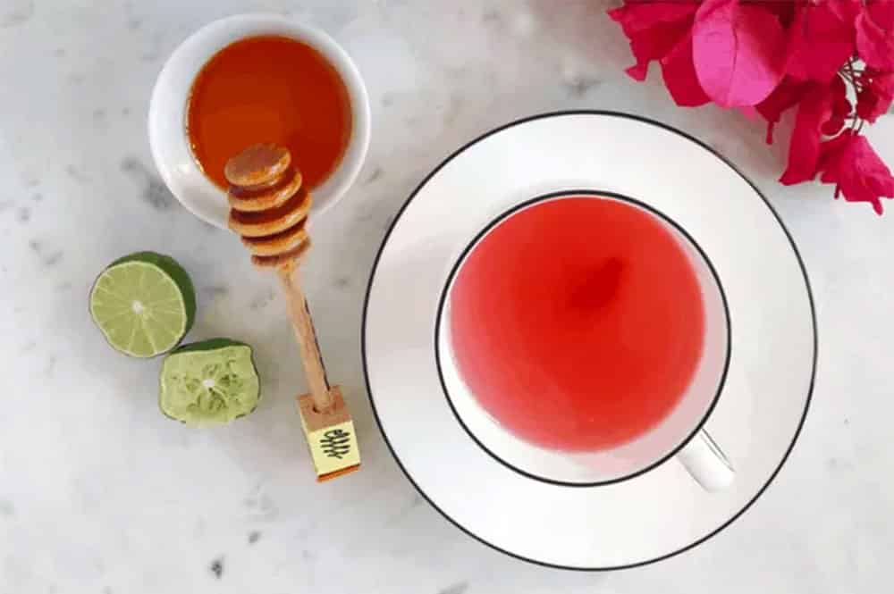 bougainvillier tea. Photo theothersideoftortilla