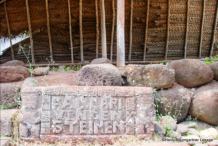 Stèle en mémoire à Van den Steinen, Hiva Oa