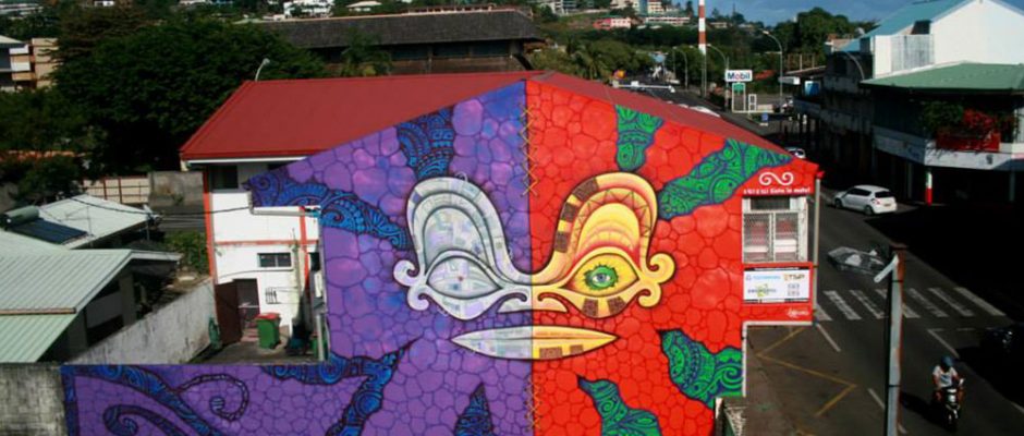 Fresque de Ia mana te nunaa à Papeete. HTJ Designs