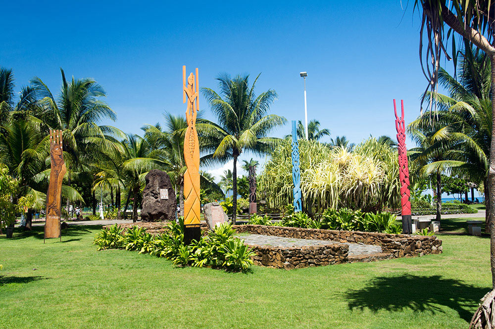 Monument Hokulea dans les jardins de Paofai, Papeete, en 2016