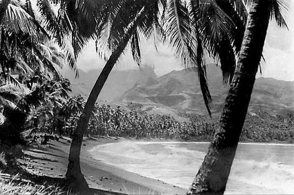La plage de Matavai à Mahina en 1960