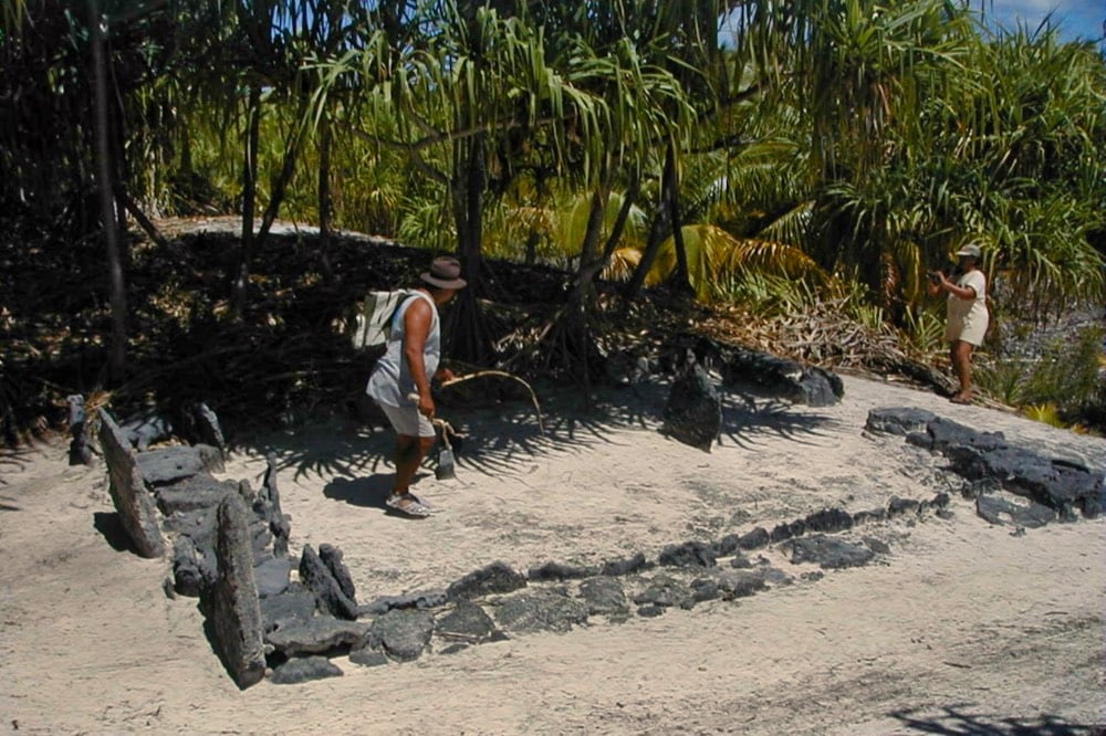 Le marae Maherehonae de Rangiroa