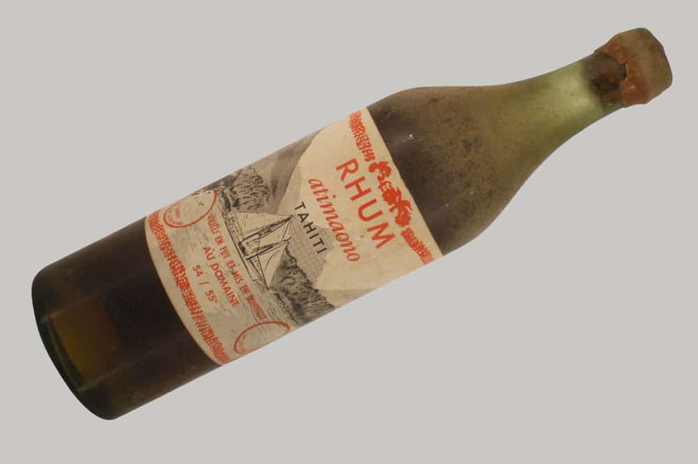 Bouteille de Rhum d'Atimaona de 1934. Photo Réference Rhum