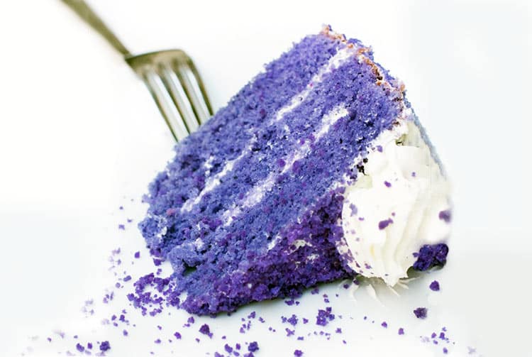 Gâteau d'igname pourpre. Ube