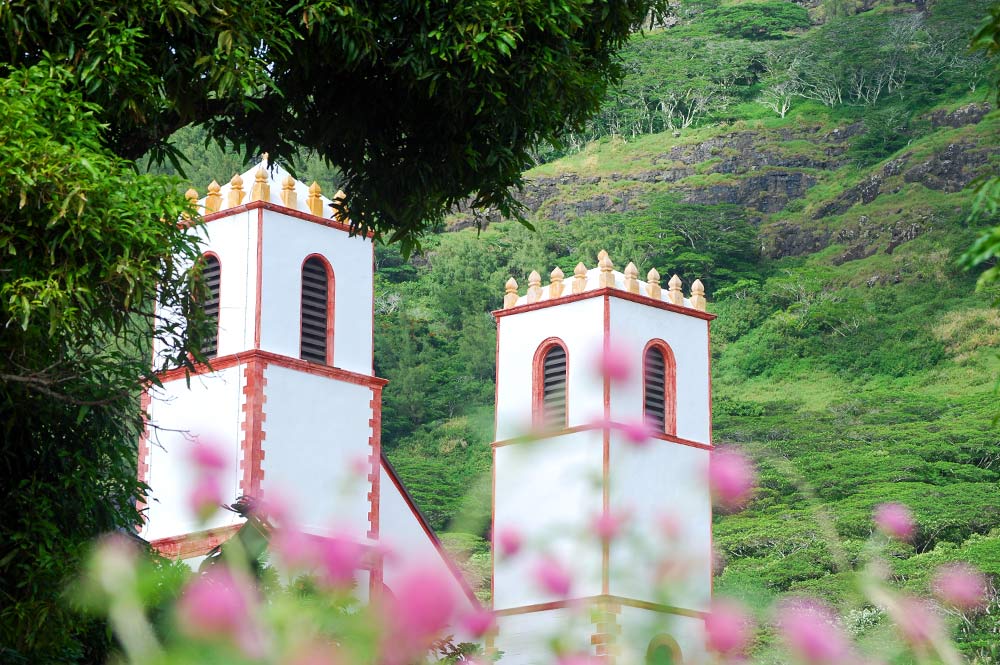 Tours de la Cathédrale de Rikitea © Tahiti Heritage