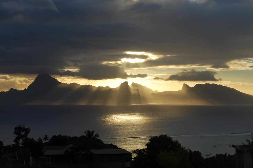 Coucher de soleil sur Moorea