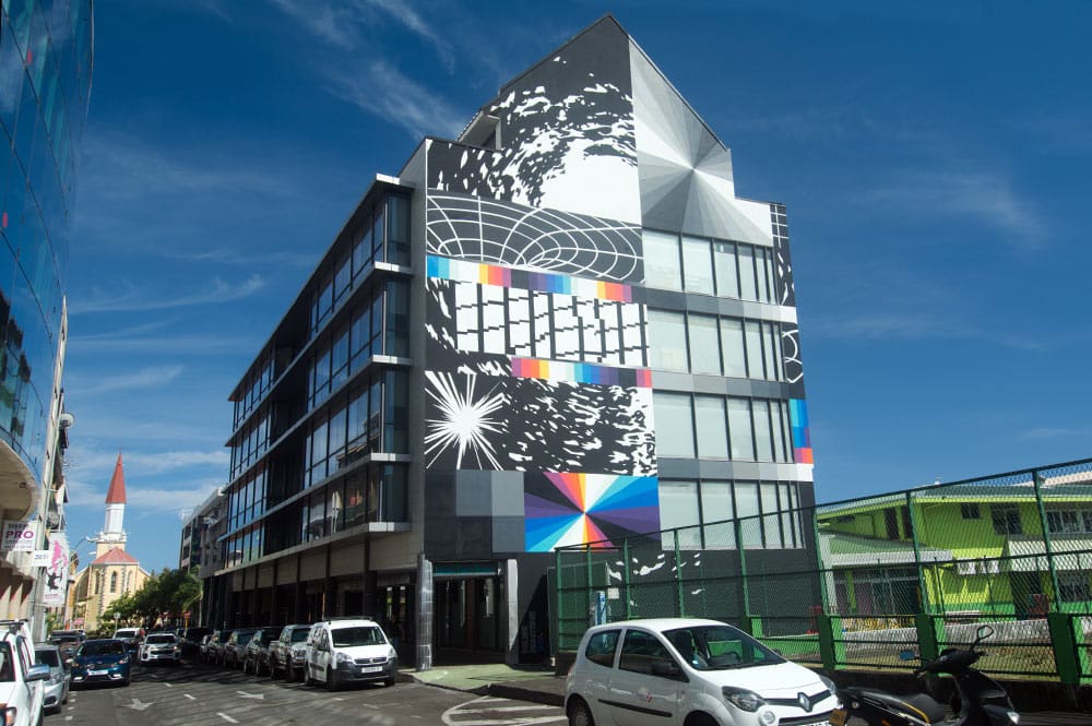 Street Art, géometrie de Felipe Pantone à Papeete