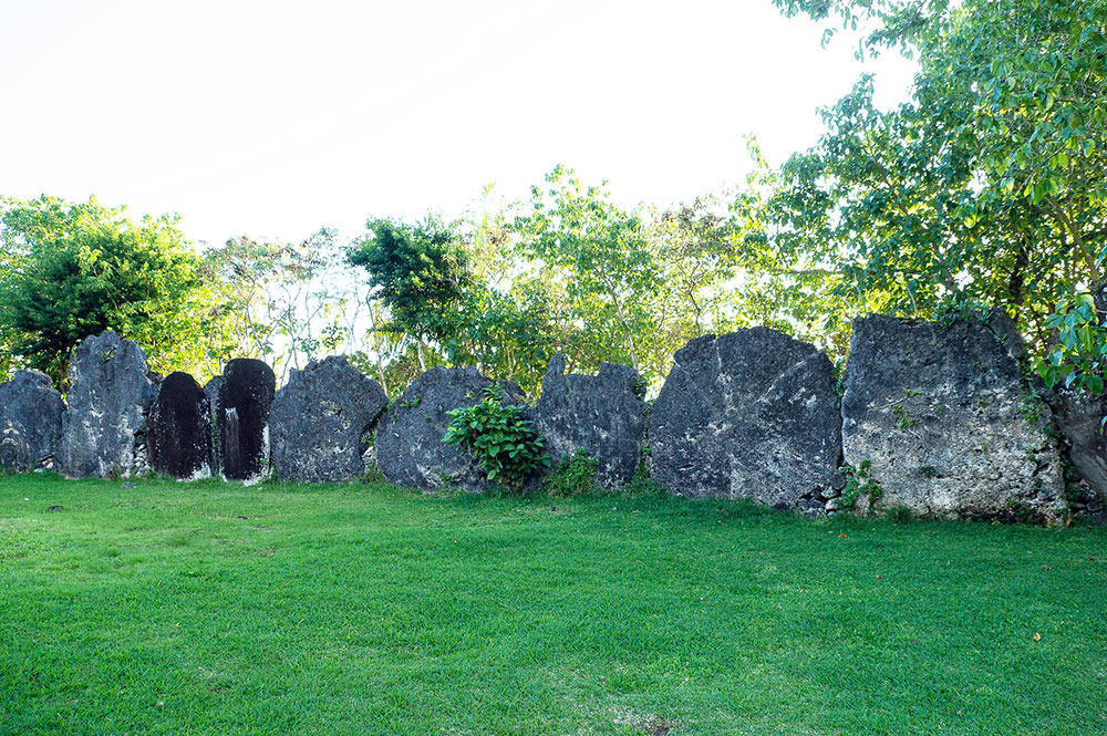 Marae Tainuu de Raiatea. Photo Rita Willaert