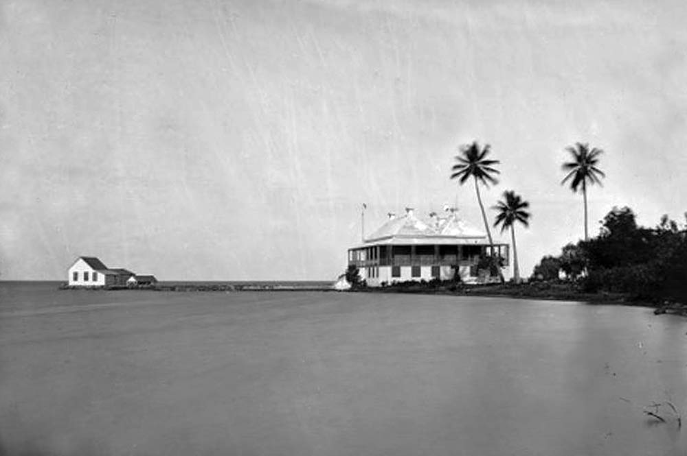 La maison de Stewart à Atimaono, Papara. Photo Emile Miot 1869.